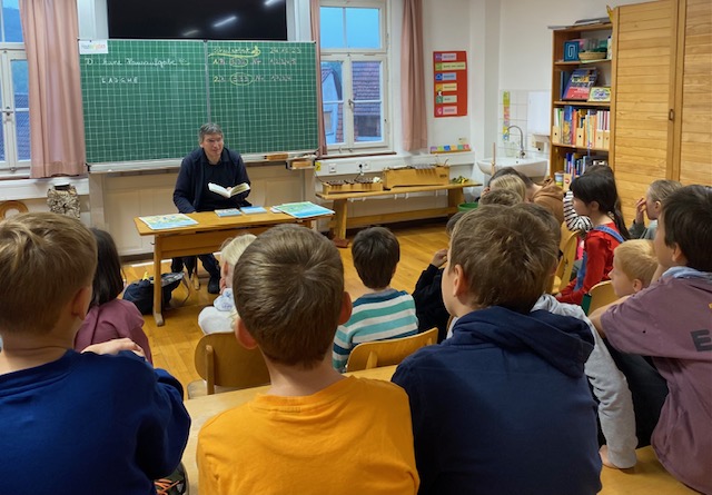 Leseabenteuer an der Grundschule Roßwag